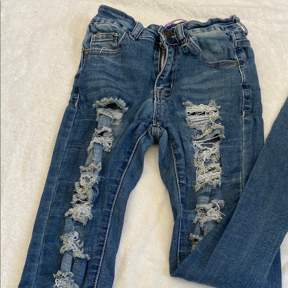Blue Distressed Jeggings with Tapered Fit